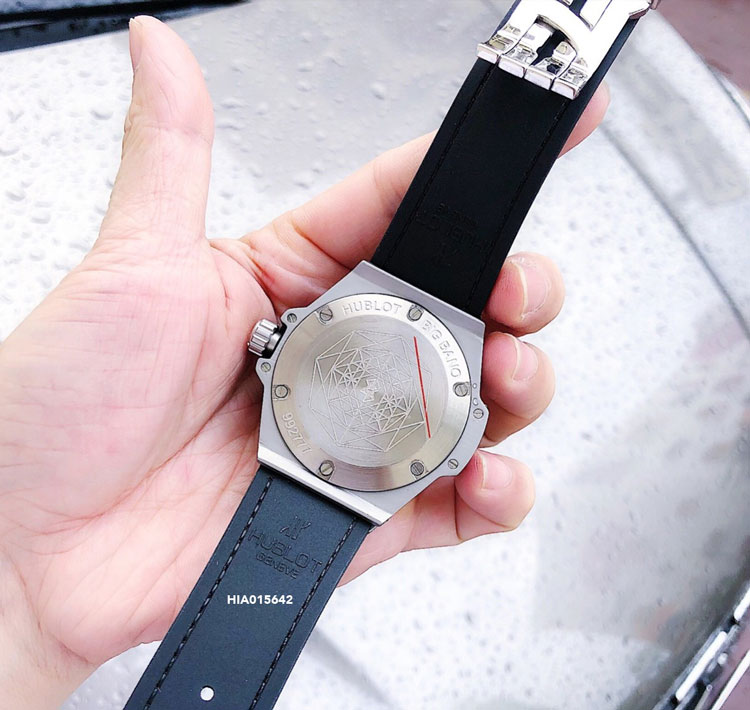 Đồng hồ Hublot Classic Big Bang Sang Bleu dây cao su màu đen