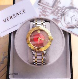 Đồng hồ nữ Versace Red Daphnis dây kim loại cao cấp